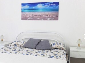 2 bedrooms, WiFi, bed sheets - 2 Bedroom Private vacation home in Scala di Furno (Scala di Furno)