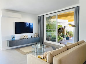 Smart TV