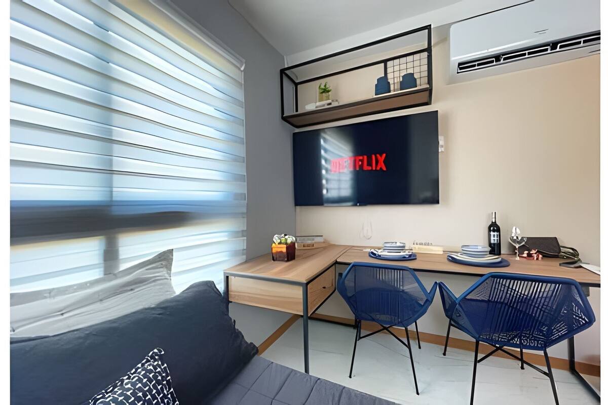 Estudio panorámico | 1 habitación, cortinas blackout y tabla de planchar con plancha