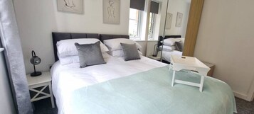 Apartamento conforto | 1 quarto, ferros/tábuas de passar roupa, Wi-Fi de cortesia