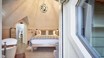 Deluxe Cabin, Garden View | 1 bedroom, premium bedding, memory foam beds, individually decorated