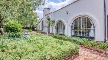 Rumah, 3 kamar tidur, akses difabel, Boleh Merokok | Eksterior