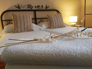 3 bedrooms, iron/ironing board, travel crib, free WiFi