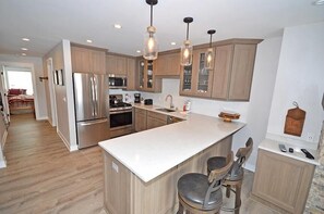 Condo, 3 quartos | Cozinha privada | Cafeteira/chaleira