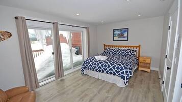 Condo, 3 Bedrooms | 3 bedrooms, bed sheets