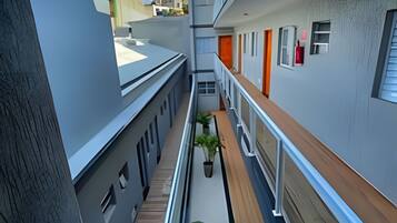 Gallery Apartment | Property grounds