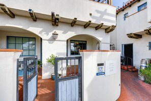 Căn hộ (2 Bedrooms) | Nội thất