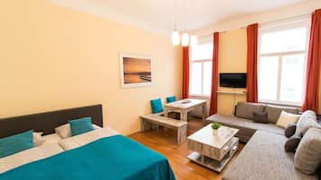 2 bedrooms, WiFi, bed sheets