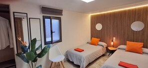 4 Schlafzimmer, Bügeleisen/Bügelbrett, Reisekinderbett, kostenloses WLAN