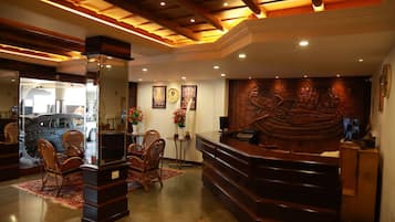 Quầy tiếp tân
