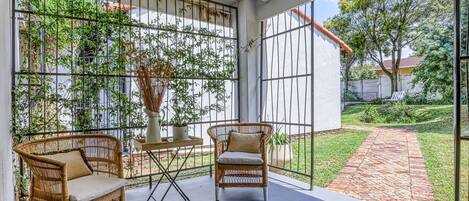 Apartment, 1 Schlafzimmer, barrierefrei, Raucher | Unterkunftsgelände