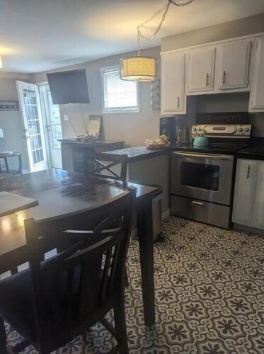 Very Private, BON AIR apt/short stay available