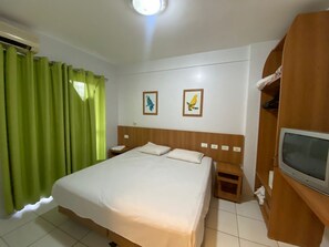 1 camera