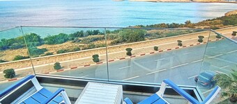 "the Sea View La Vue Mer"