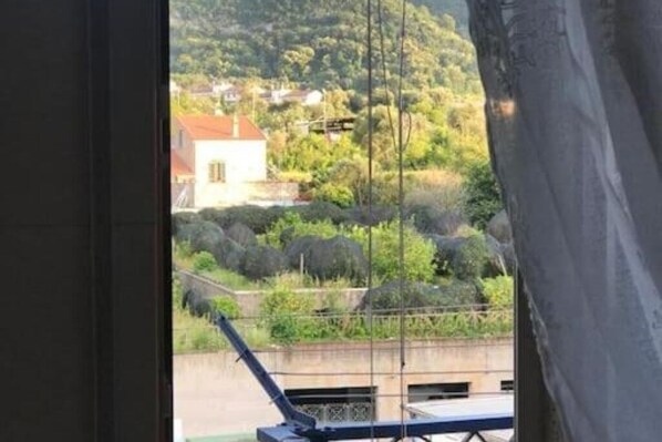 Interior - 2 Bedroom Apartment in Sorrento (Sorrento)