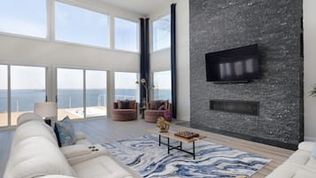 TV connectée, cheminée