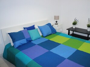 Iron/ironing board, travel crib, free WiFi, bed sheets