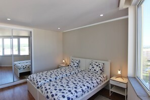 2 habitaciones, tabla de planchar con plancha y wifi gratis 