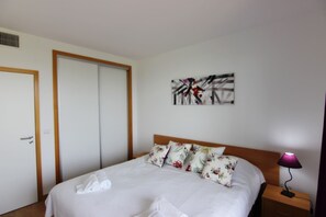 Iron/ironing board, travel cot, free WiFi, bed sheets - Residences Golf Club - Pool and Tenis Court (Vilamoura)