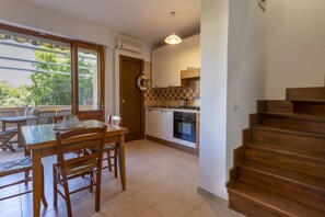 Frigorífic, forn, placa de cuina i rentaplats