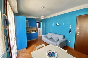 Living area - Residenza le Quattro Palme. Central apartment very close to the beach. (Alghero)