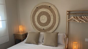 3 bedrooms, iron/ironing board