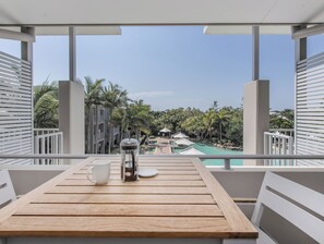 Outdoor dining - The Sand Resort Kingscliff - Two Bed Dual Key (5312/13) (Tweed)