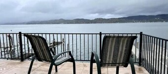 Entire Lake Front home on Beautiful Clearlake with Private Dock! See Pics!
