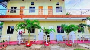 Front of property - 8hotel (Bantayan)
