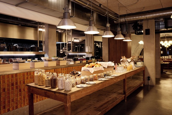 Daily buffet breakfast for a fee