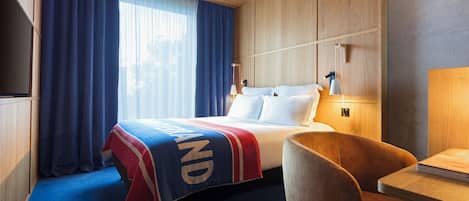 Superior Room | Premium bedding, in-room safe, desk, laptop workspace