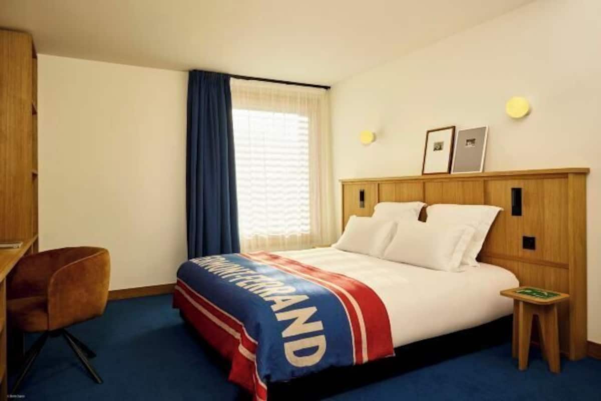 Literie de qualité, coffre-fort pour ordinateur portable, bureau