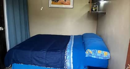 Habitación amueblada baño/entrada independiente
