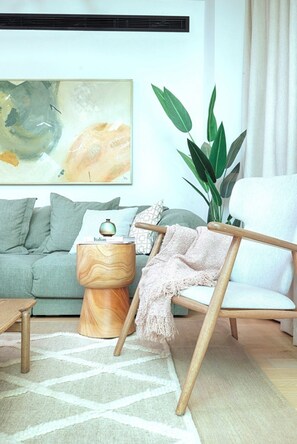 Smart TV - VESTA - Luxury APT - 3BR - La Mirada (New Cairo City)