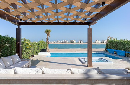 VESTA - Luxury Villa - 3BR - Ancient Sands