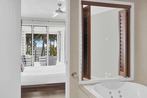 2 Schlafzimmer, Schreibtisch, Bügeleisen/Bügelbrett, WLAN