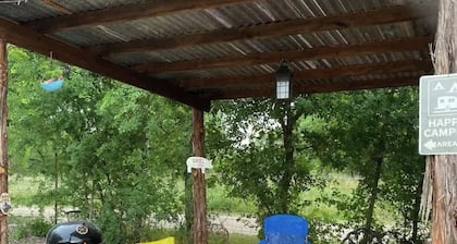 RIO FRIO SUNSET GLAMPER-
AFFORDABLE, CLEAN, CLOSE TO GARNER ST. PARK& FRIO RIVER