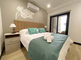 Double Room | In-room safe, free WiFi, bed sheets