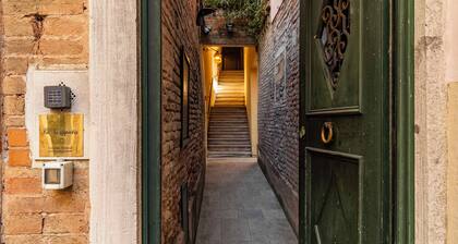 Residenza Centopietre - Dorsoduro by Wonderful Italy