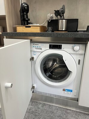 Interior - Gabry's House-Apartment equipped with all amenities in the center of Naples. (Napoli)