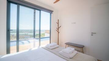 3 dormitorios, escritorio, tabla de planchar con plancha y wifi gratis