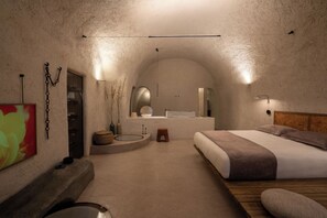 Exclusive Villa, Jetted Tub | Bathroom | Shower, free toiletries, hair dryer, bathrobes - Kanava Cave Winery Villa (Santorini)