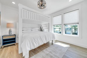 5 dormitorios, tabla de planchar con plancha, wifi y ropa de cama