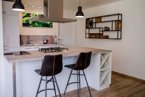 Fridge, microwave, oven, stovetop - Vacation house nearby Beach (Yerseke)