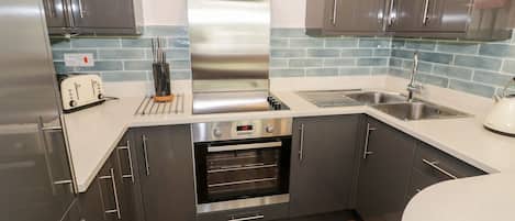 Fridge, dishwasher, electric kettle, toaster