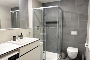 Bathroom - Modern Holesovice Apartment (Prague)