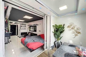 Bureau, draps fournis