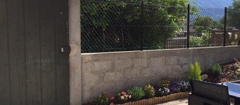 Maison de Charme " Les Cyclamens" à 2 pas à pied du lac