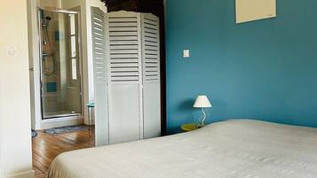 4 chambres, fer et planche Ă repasser, Wi-Fi gratuit