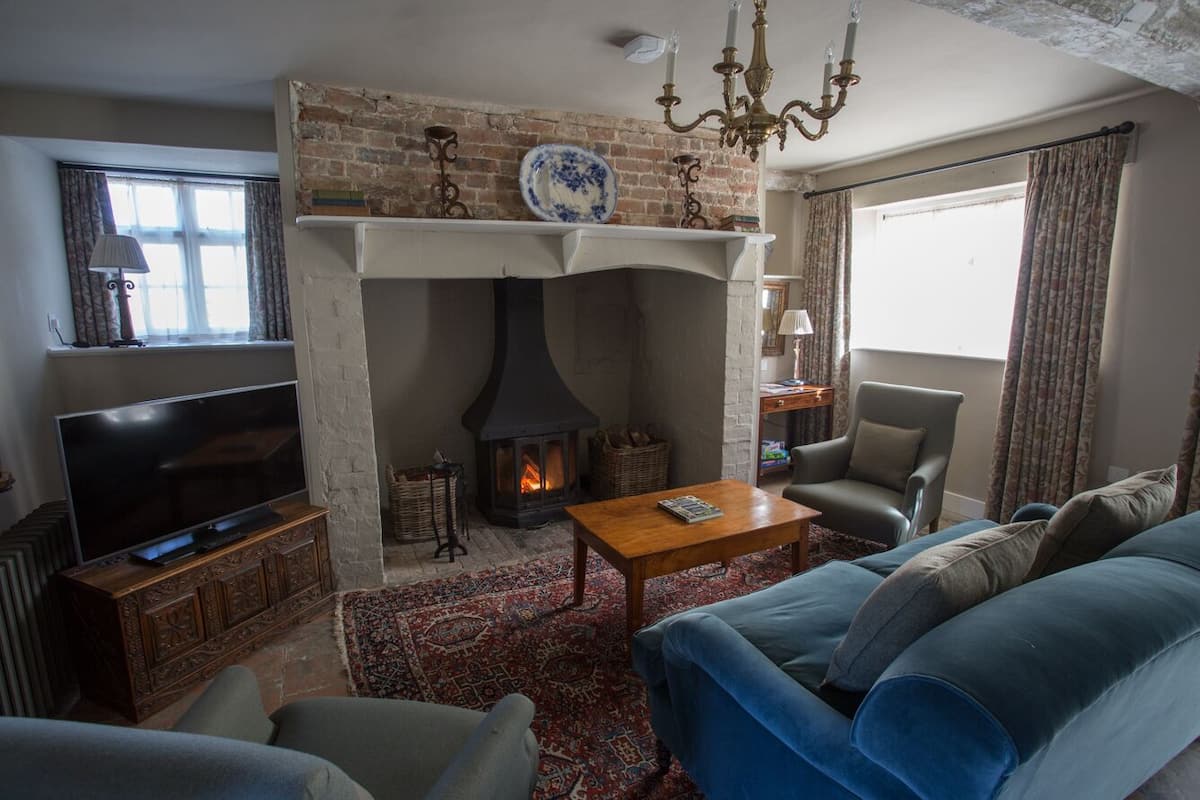 Old Thatch Cottage | Woonruimte